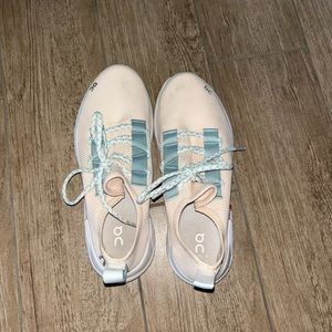 Pink Onclouds perfect condition